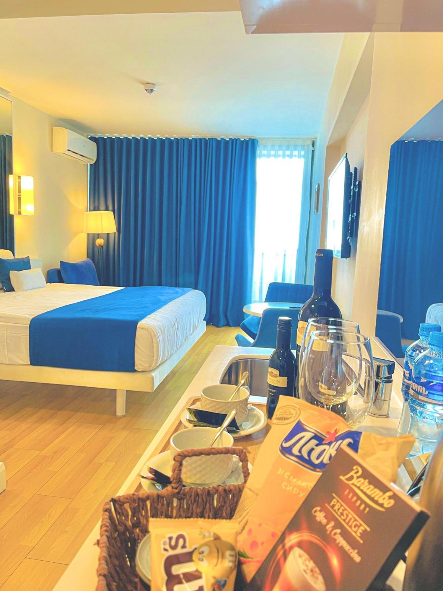 Seaside Vip Hotel Batumi Exterior foto